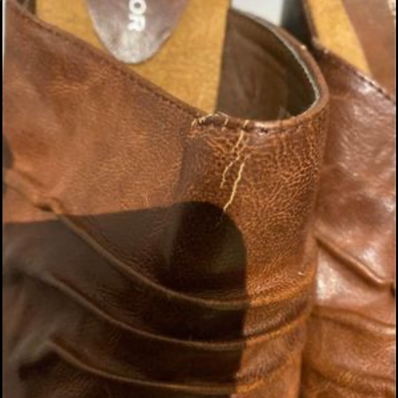 🌟NWOT Wooden Heels - Picture 8 of 8